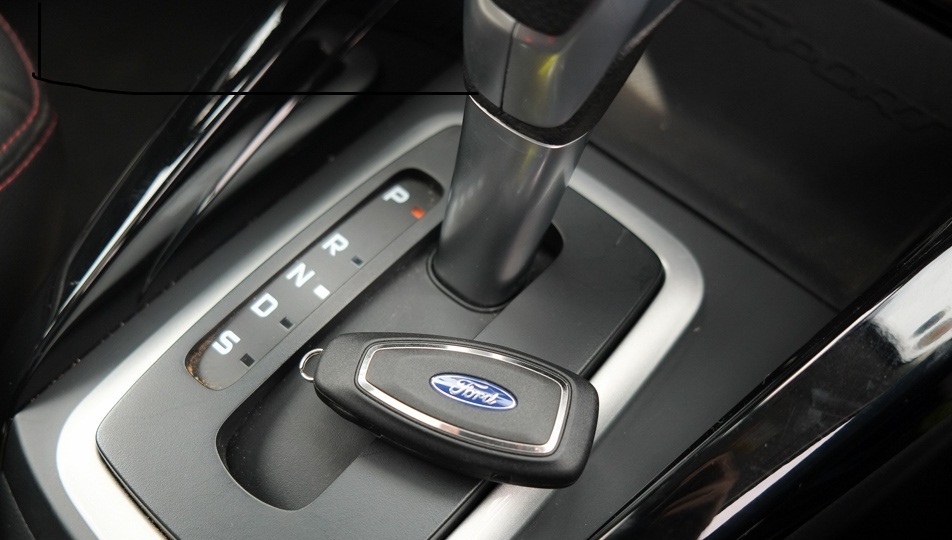 chia-khoa-xe-ford-ecosport-fiesta-1